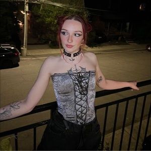 Meet your Posher, Kayla